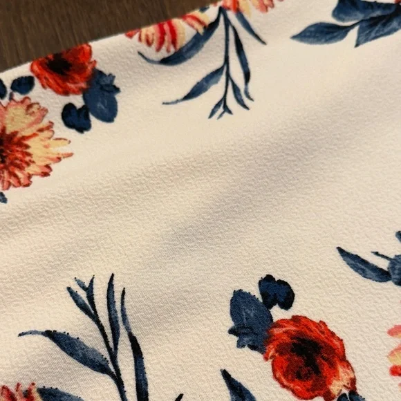 No Boundaries Coral and White Floral Halter Neck Juniors Dress Small C3-022 - Picture 4 of 5